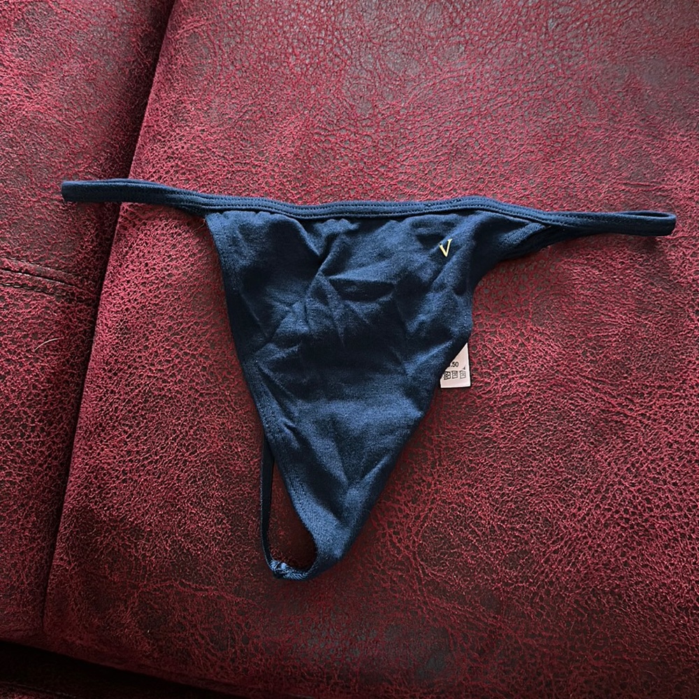 Victoria’s Secret V-String Thong